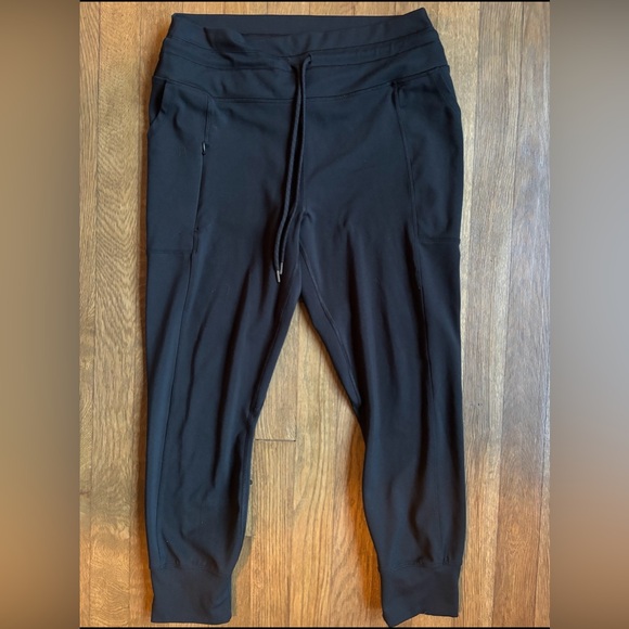 Black Draw String Waist Full Length Leggings with 3 Pockets Women’s  M •EUC - Picture 1 of 2